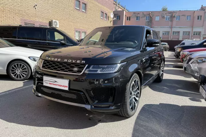 Перетяжка потолка Land Rover от студии автоинтерьера Carinterier
