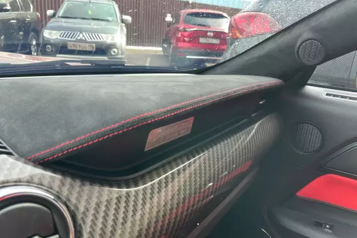 Перетяжка Ford Mustang от студии автоинтерьера Carinterier