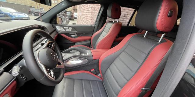 Mercedes-Benz GLE. Перетяжка сидений, топредо и дверных подлокотников в кожу.