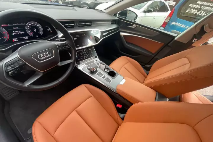 Перетяжка Audi A7 от студии автоинтерьера Carinterier
