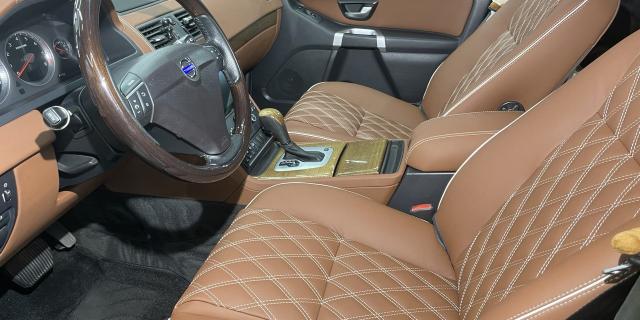 Volvo XC90 Комплексная перетяжка салона.