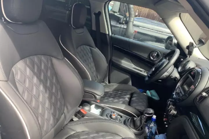 Перетяжка Mini Cooper Countryman от студии автоинтерьера Carinterier